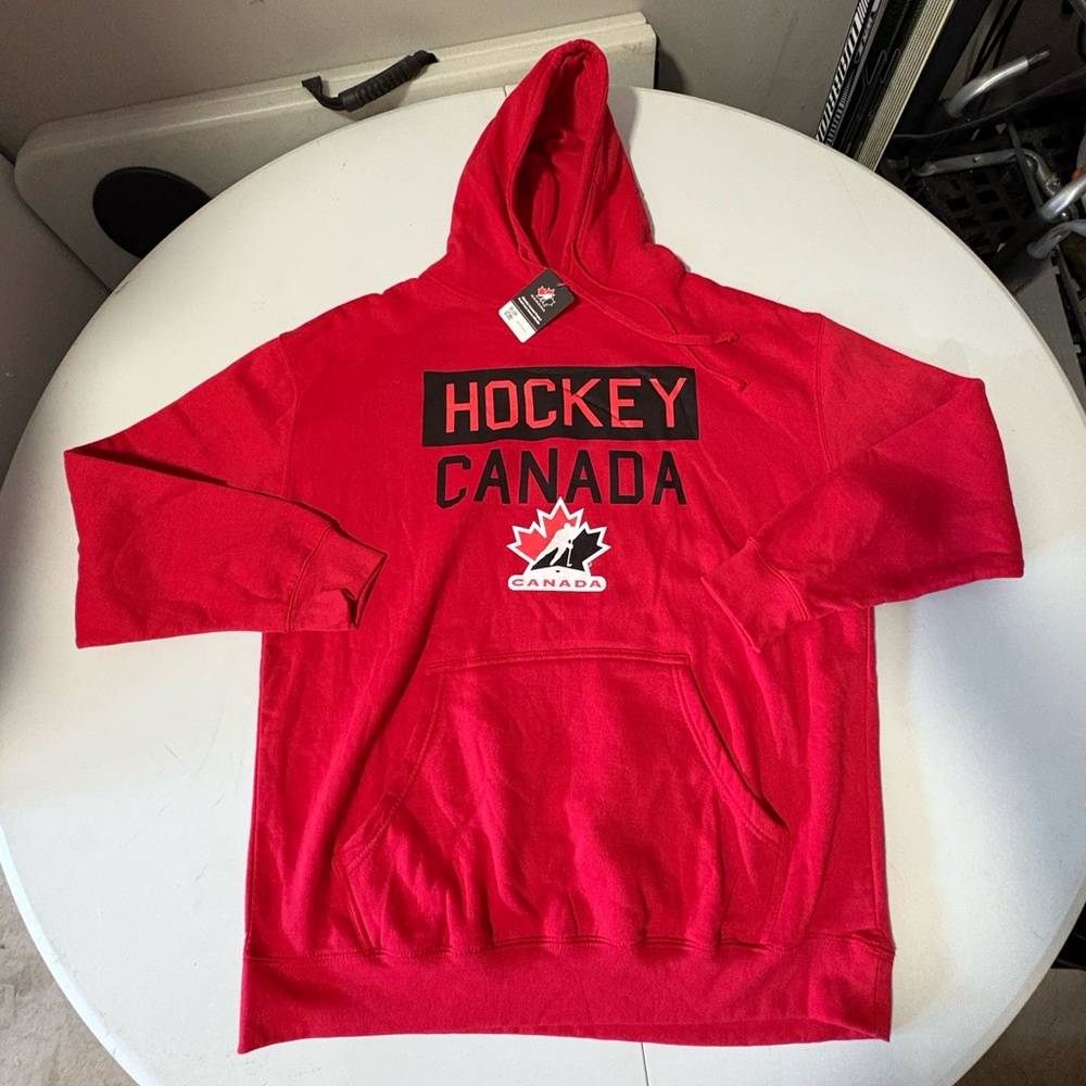 Hockey Canada Licensed Authentic Hoodie New with Tags Team Canada Sweater